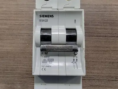USED SIEMENS 5SX22-C32