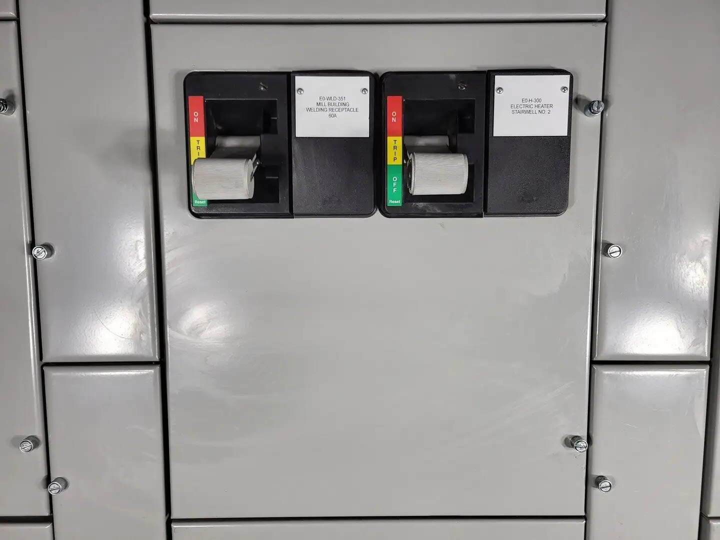 60/15 Amp MCC Circuit Breaker HFD3060/HFD3015 w/ Limiter LFD3070R