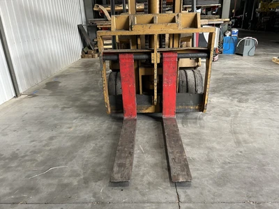 USED CATERPILLAR T250