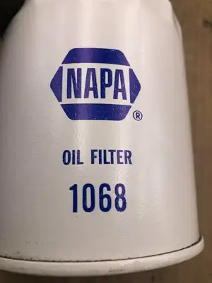NAPA 1068 Oil Filter -NIB