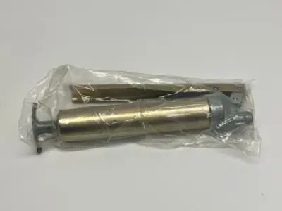 USED CLF LEVER TYPE GREASE GUN