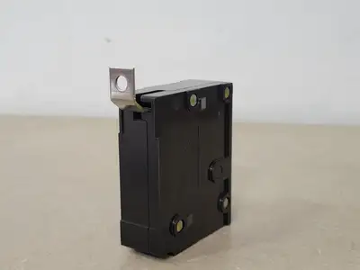 USED EATON M1640