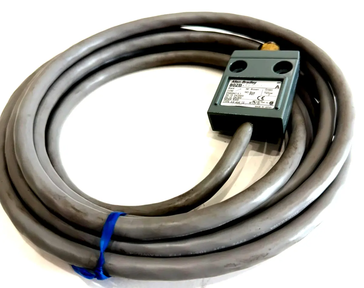 ALLEN BRADLEY 802B-CSADXSXC3 LIMIT SWITCH SER. A 802BCSADXSXC3 NEW, SURPLUS