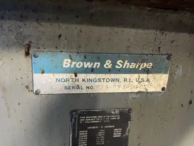 USED BROWN & SHARPE 824 MICROMASTER