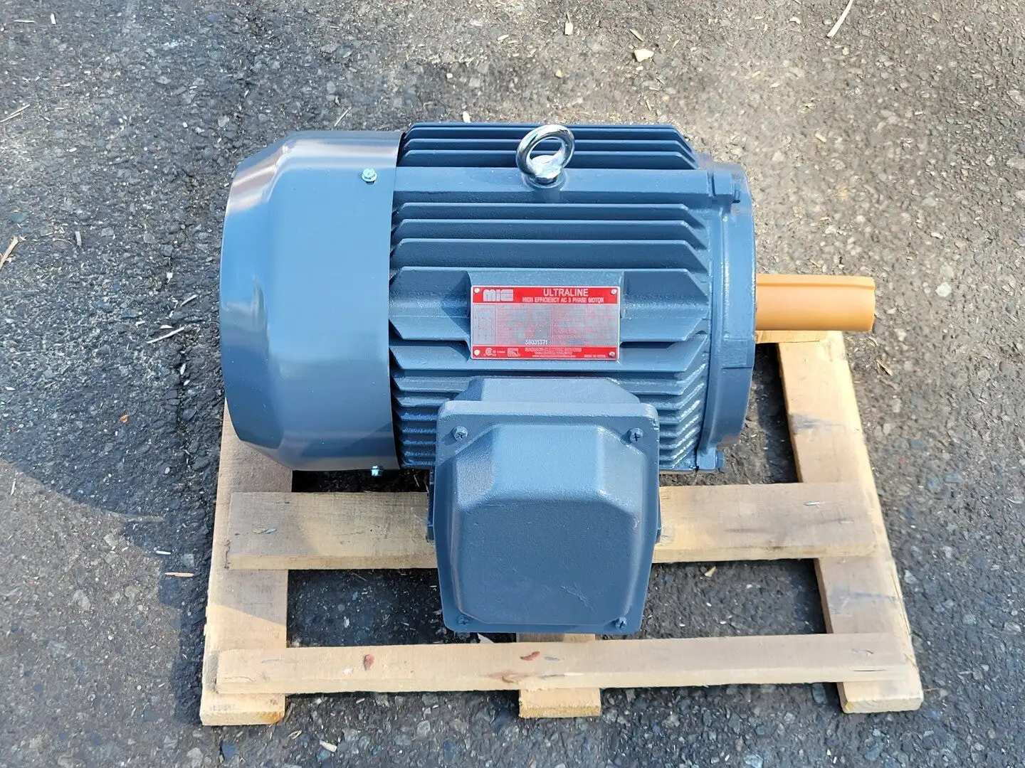 NEW MADISON MUE515