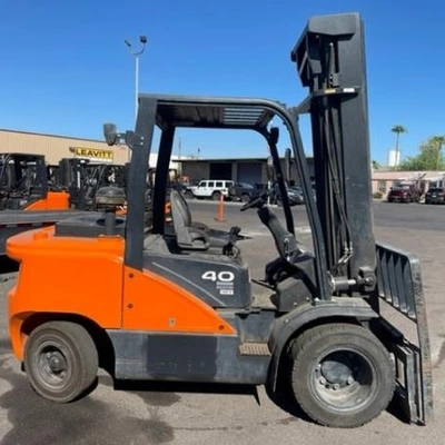 Used 2020 DOOSAN D40S-7 Internal Combustion Forklifts: Pneumatic Tire Arizona US | Leavitt Machinery #1443680
