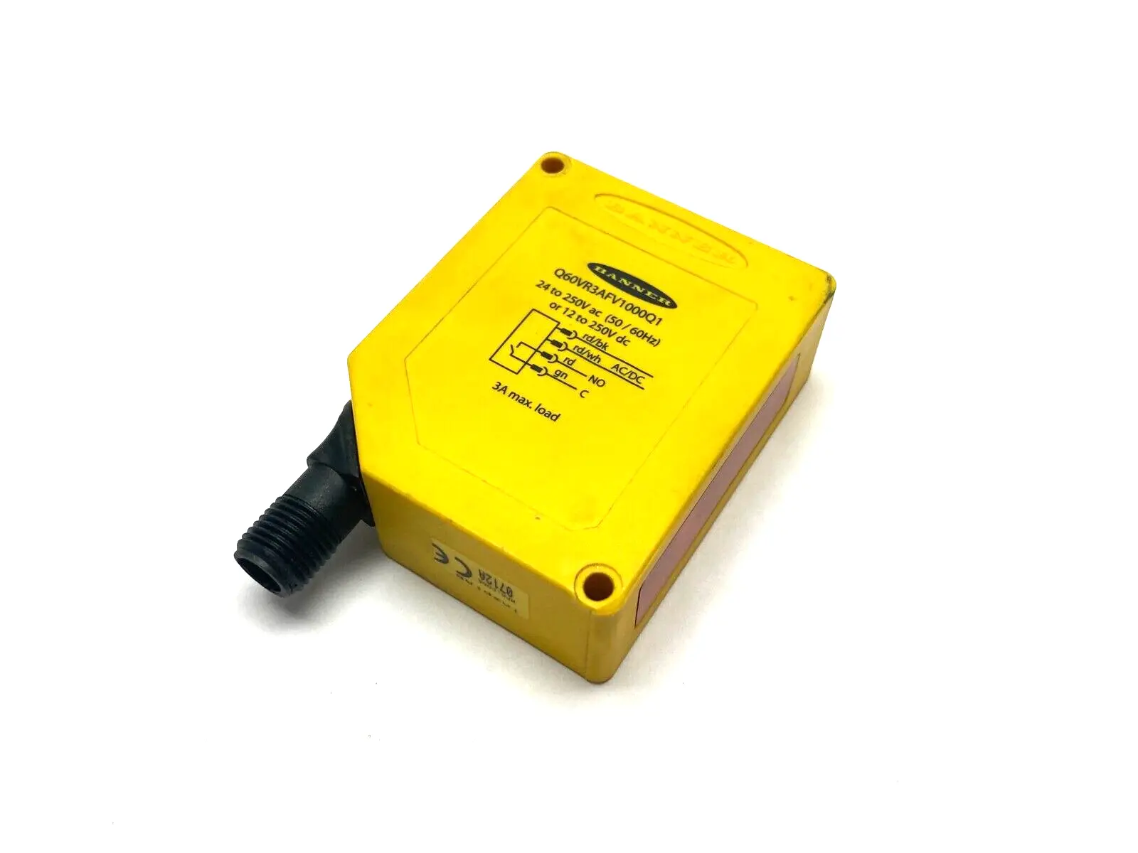 USED BANNER ENGINEERING ADJUSTABLE FIELD VISIBLE RED UNIVER VOLT SENSOR