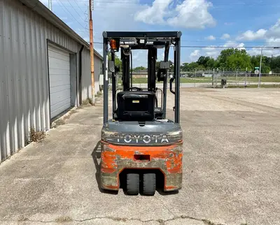 Used 2016 TOYOTA 8FBE18U 3-Wheel Sit down Electric Counterbalance Forklifts Texas US | TB Forklifts #1274963