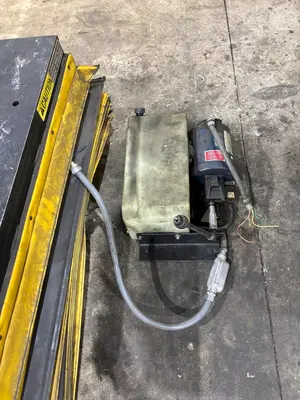 24,000 LBS X 7’ X 4’ AUTOQUIP HYDRAULIC LIFT TABLE: YOBRO #24356
