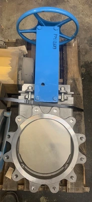 USED FNW 6701S12