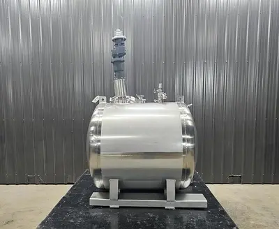 Used 250 Gallon Tank (Reactor), 316 Stainless Steel, With Air Mixer