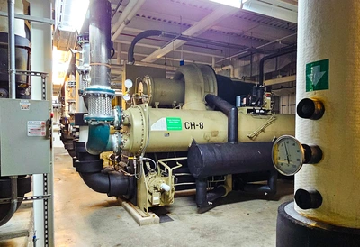 Used 2001 TRANE CVHF485 Chillers Pennsylvania US | Solutions 4 Manufacturing #1344128