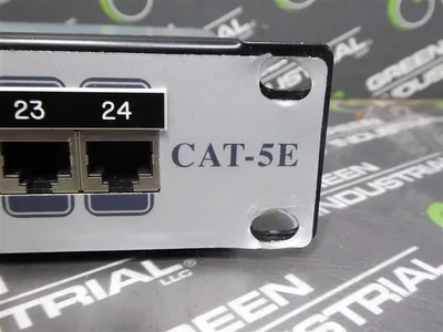 Reouel CAT-5E Giga Patch 250 MHz 24 Port Patch Panel Used