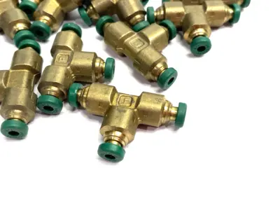 New | in-Stock PARKER PRESTOLOK PUSH-TO-CONN. UNION TEE FITTING 1/8" TUBE OD Hoses | Maverick Industrial Sales #1099441