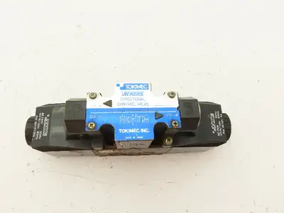 Vickers DG4V-3-7C-M-P2-B-7-50 Solenoid Operated Directional Valve 120V