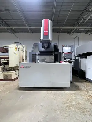 USED 2016 Mitsubishi EA28VM Advance