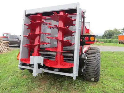 New | in-Stock 2026 TUBELINE NITRO 275RS Manure Spreaders Pennsylvania US | Zimmerman Farm Service #1410439