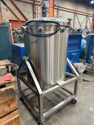 160 Gallon Stainless Steel Pressure Vessel