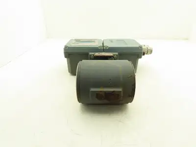 Foxboro IMT20-TA10FGZ Magnetic Flow Transmitter with 3" Flow Meter Tube