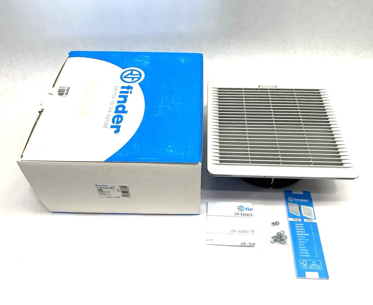USED FINDER STANDARD FILTER FAN UNIT, 24VDC, 147 CFM FREE FLOW