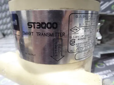 Honeywell STD624-A1H-00000-MB,S2,SM,F1C3-814F Smart Pressure Transmitter nK Used