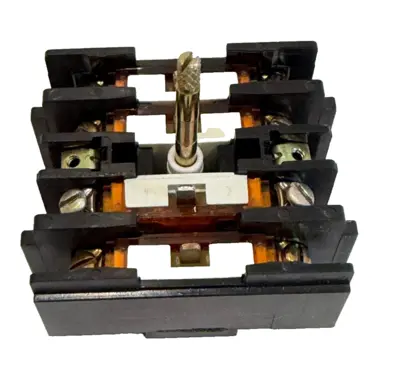 NEW GENERAL ELECTRIC CR120BX3 RELAY 600V SER A