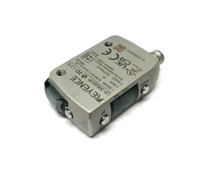USED KEYENCE SELF-CONTAINED CMOS LASER SENSOR M8 CONNECTOR TYPE 500MM
