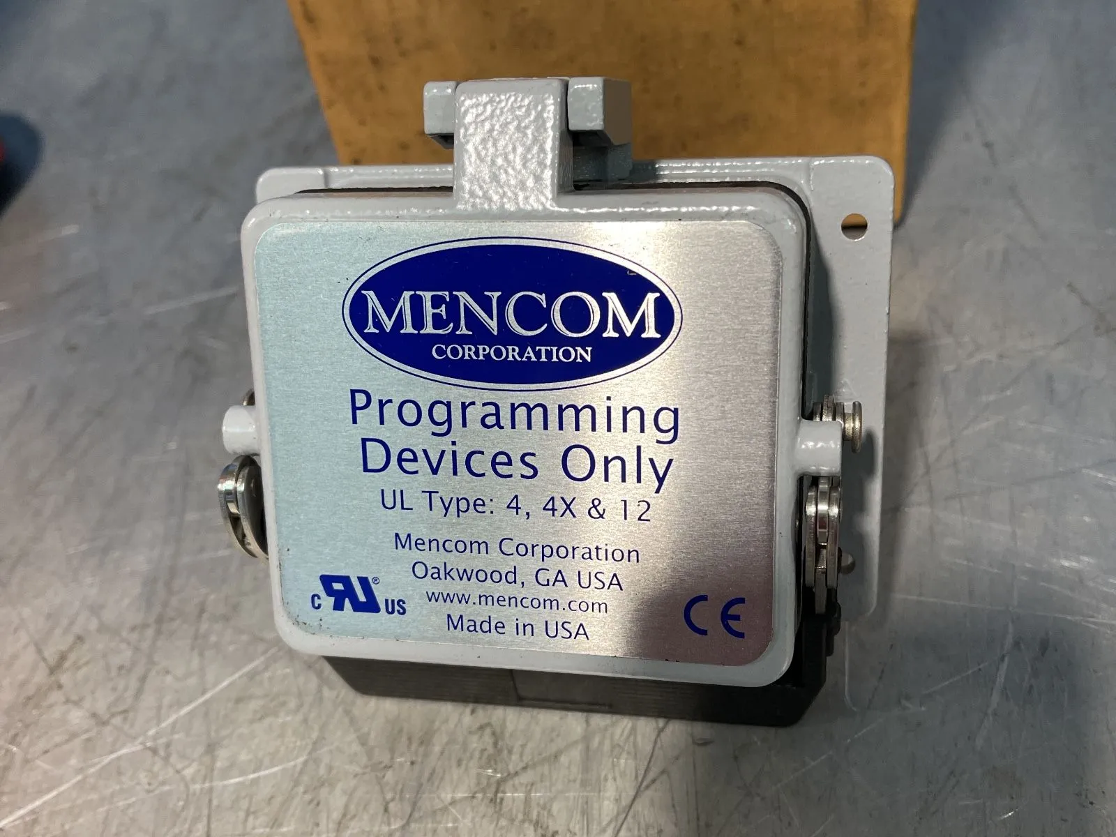 Used MENCOM CORPORATION GFRJ45R32 Panel Mounts Ohio US | HGR 24 #1134627