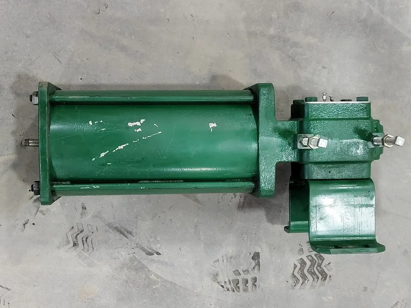 USED FISHER V100-1066SR
