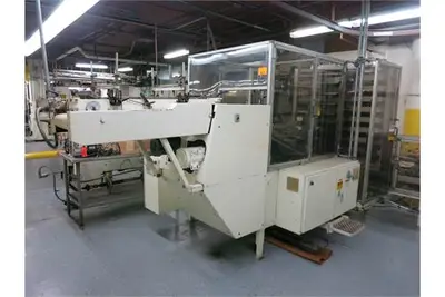 Package Machinery Dyna Pak-S28 vertical case packer w/ controls