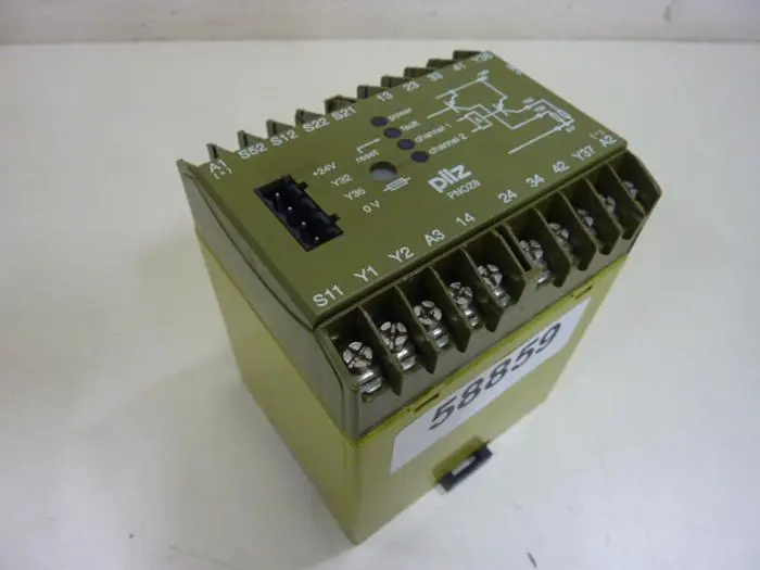 Used PILZ PNOZ824VDC3S1O Relays & Switches Michigan US | Ideal Machinery #604188