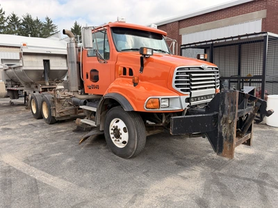 Used 2005 STERLING LT9513 6X4 Cab Chassis trucks Michigan US | Miedema Asset Management Group #1437090