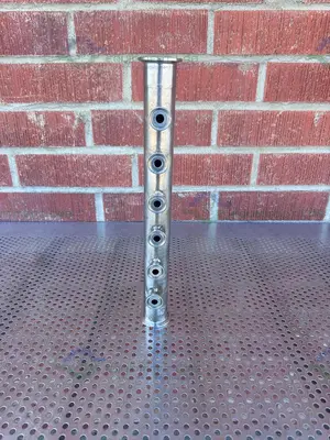 Stainless Steel Manifold 1.5" Sanitary Fitting w/ 6 Ports 1/2" Sanitary Fitting