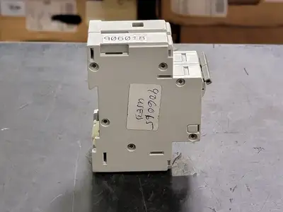 USED ALLEN-BRADLEY 1492-CB2-G200