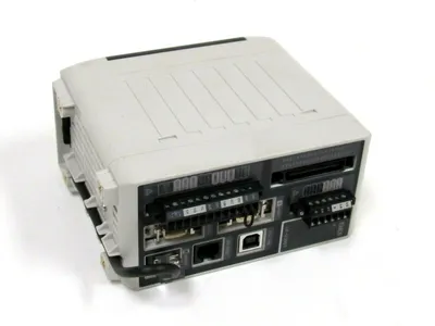 NEW KEYENCE LK-G3001V LASER SENSOR CONTROLLER LKG3001V
