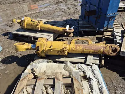 USED CATERPILLAR 232-0652