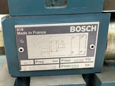 BOSCH 0811404606 CONTROL VALVE W/ 0811004103 & 0811404708 VALVES REFURBISHED