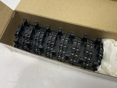 New | in-Stock IDEC Socket Relay Base DIN Mount 6Pole RF1V BOX OF 7 Misc Electrical & Power Parts Michigan US | Maverick Industrial Sales #1401177