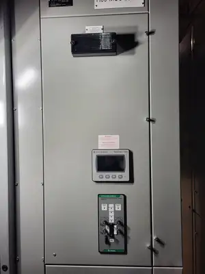 MCC Metering Bucket - PowerMonitor 5000, Littelfuse SE-330, PanelView, 480V