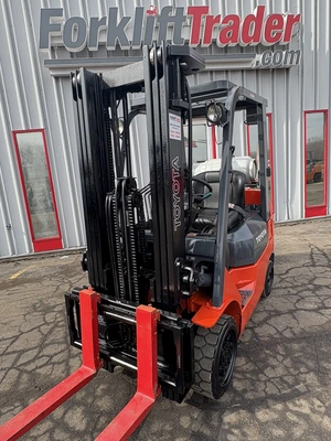 USED 2003 TOYOTA 7FGCU25