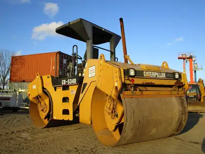 Used 2005 CATERPILLAR CB-534D Tandem Rollers New York US | Abele Tractor #1343030