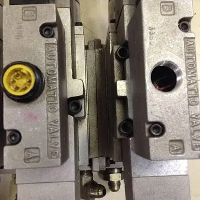 USED AUTOMATIC VALVE 416B67S31C-AA4