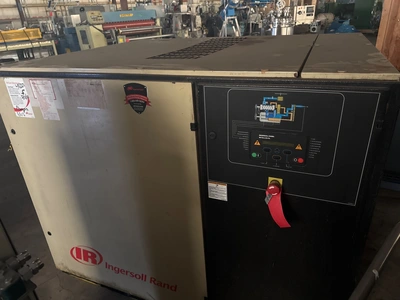 INGERSOLL RAND SSR-UP6-40-115 Kompresory/Sprężarki powietrza | Perry Equipment (2)