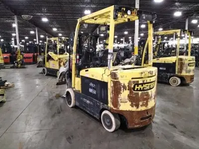 USED 2019 HYSTER E120XN