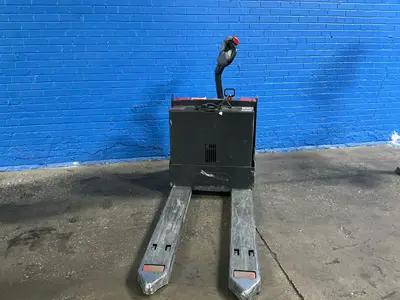 Used RAYMOND 8210 Pallet Jacks Ohio US | HGR 24 #1413245