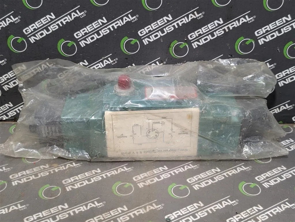 Numatics A23BB5008T47E30 Solenoid Valve 150 PSIG 120V Dual Coil New