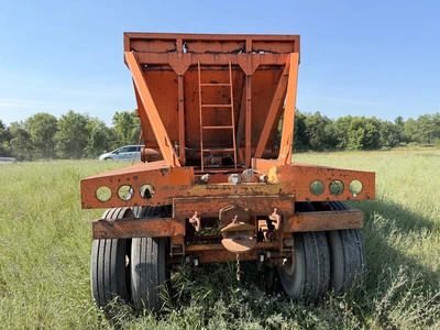 Used GRAVEL SPREADER _UNKNOWN_ Misc Spreaders Michigan US | Miedema Asset Management Group #1320840