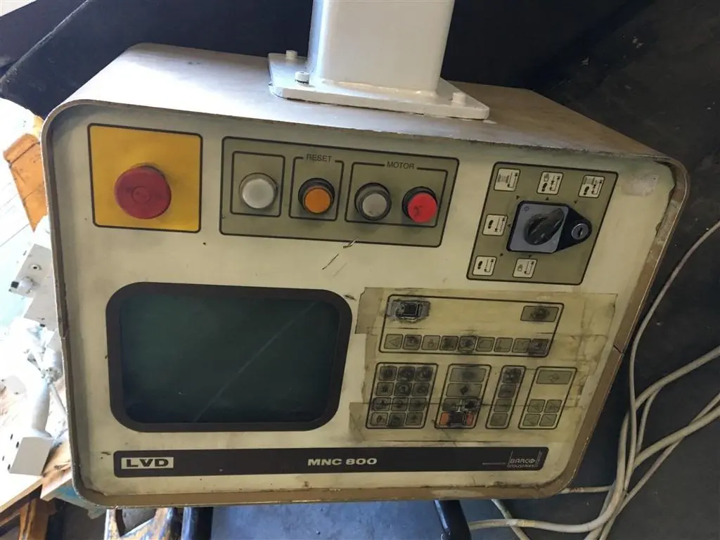 USED LVD MNC 800 MONITOR BARC