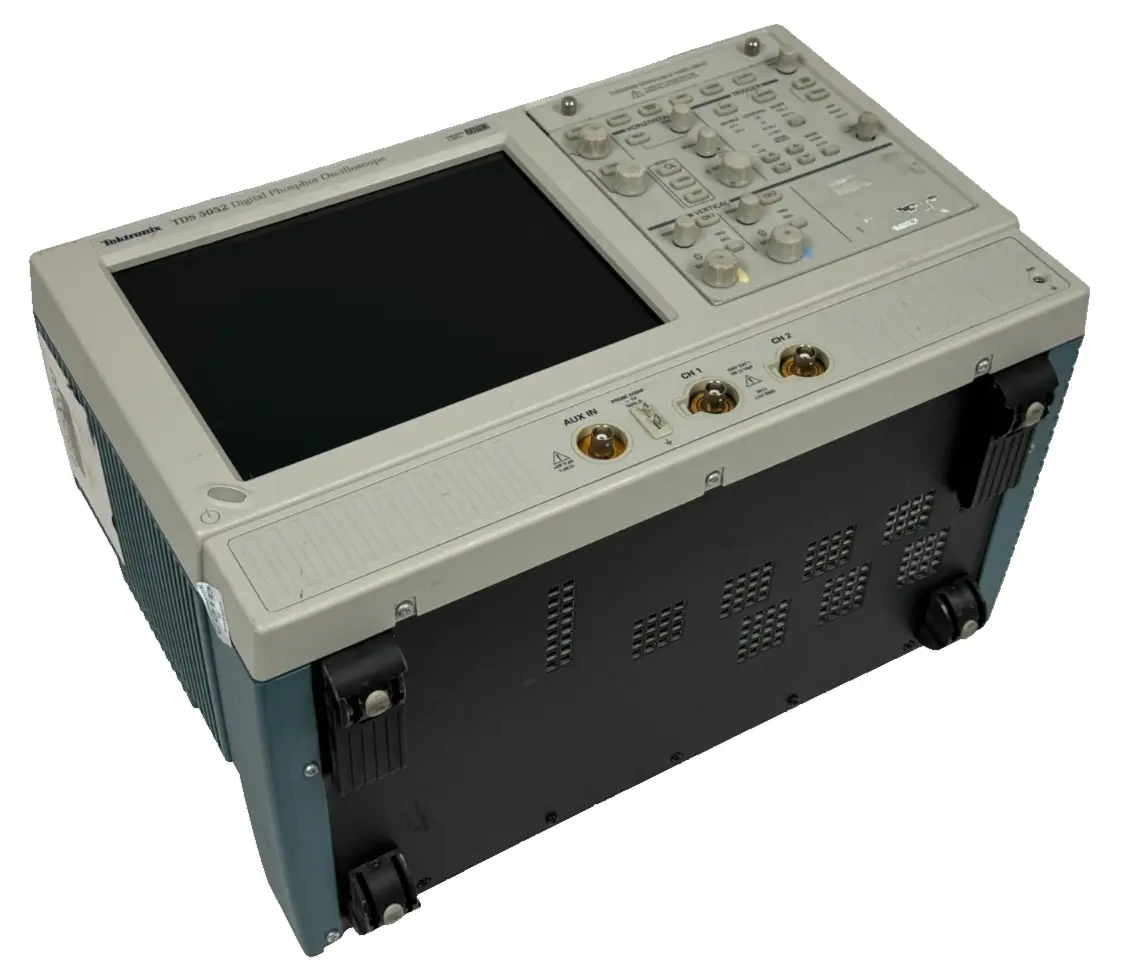 USED TEKTRONIX TDS5052 DIGITAL PHOSPHOR OSCILLOSCOPE
