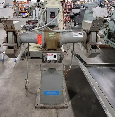 CINCINNATI 103 Grinders, Pedestal | Machinery Central (1)